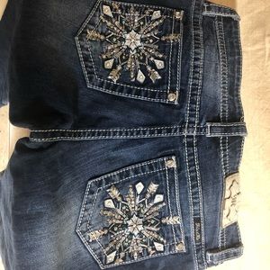 Miss Me Chloe Boot Jeans size 31 - inseam 34 embroidered pocket